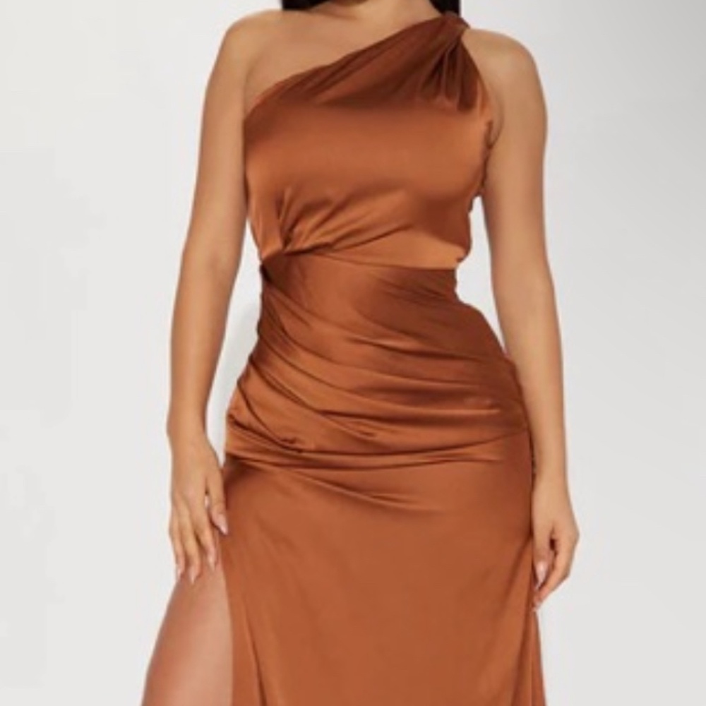 Bridesmaid/Formal Dress - Bronze